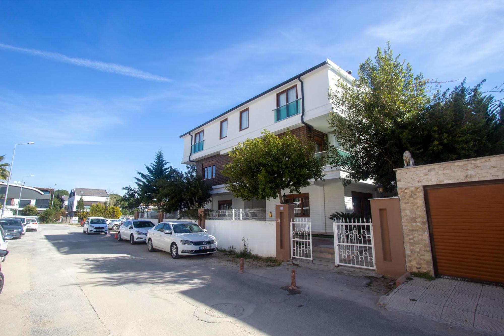Lara Breeze Homes Daire
