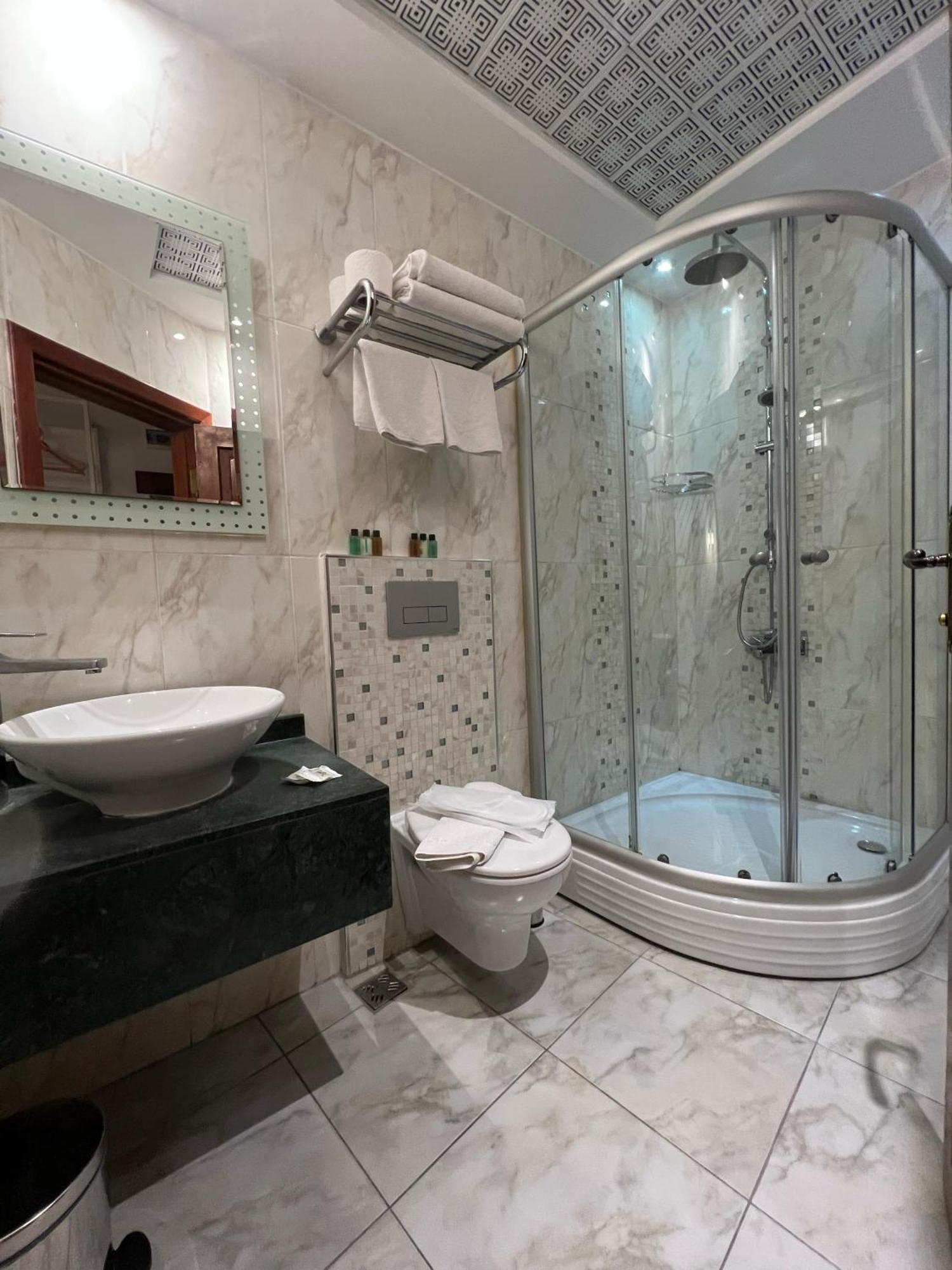 White Garden Hotel-adult Only Hotel Antalya