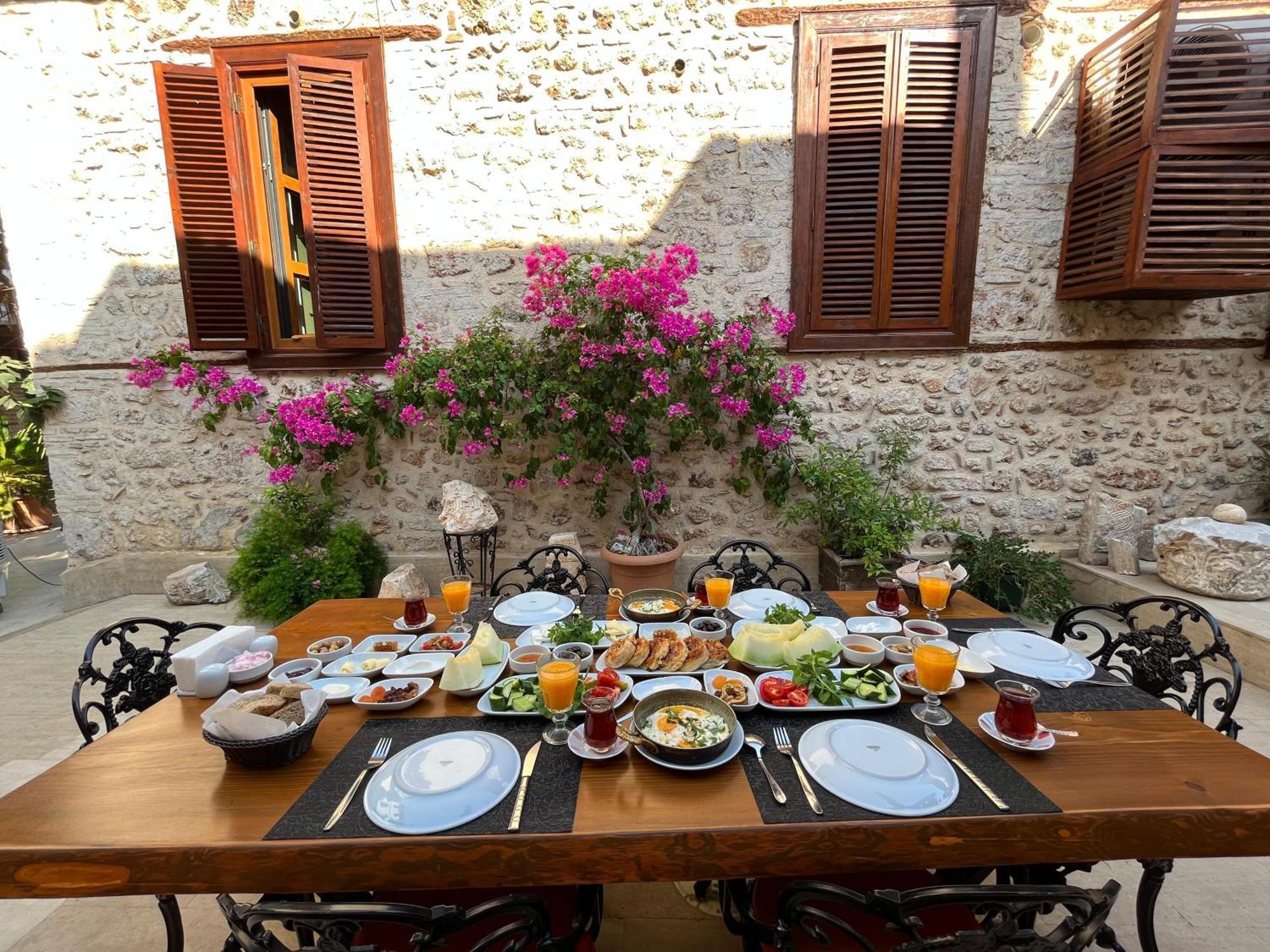 White Garden Hotel-adult Only 3*