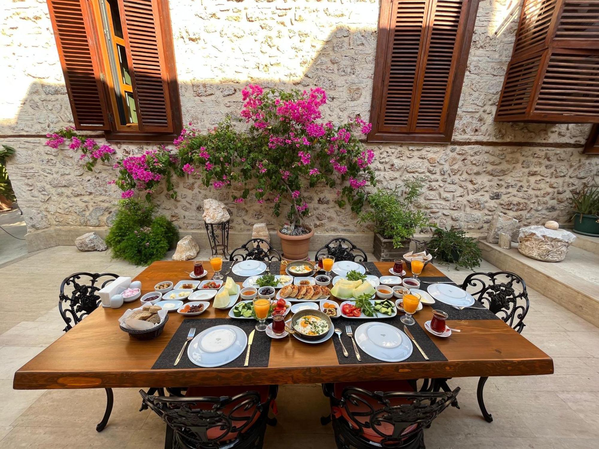 White Garden Hotel-adult Only Hotel 3*