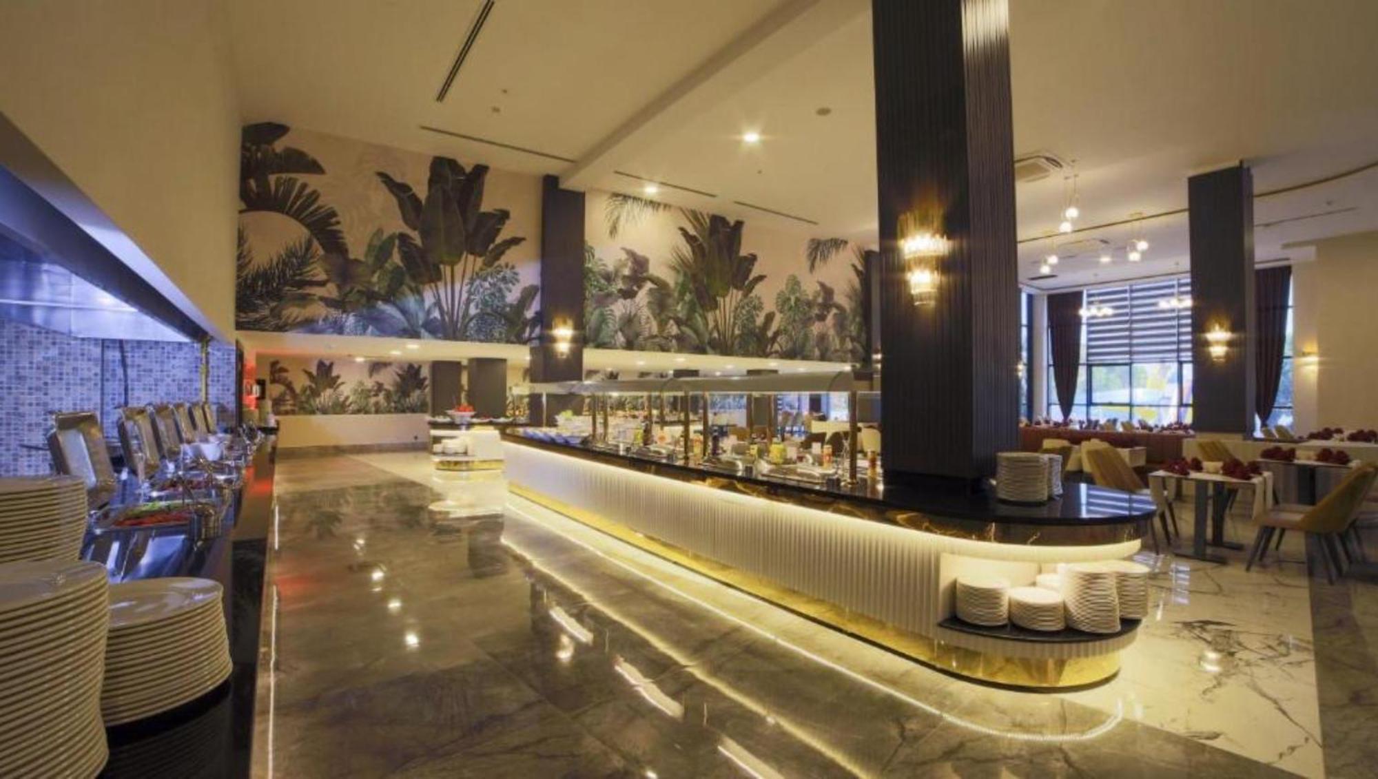 Hotel Seaphoria & 5*