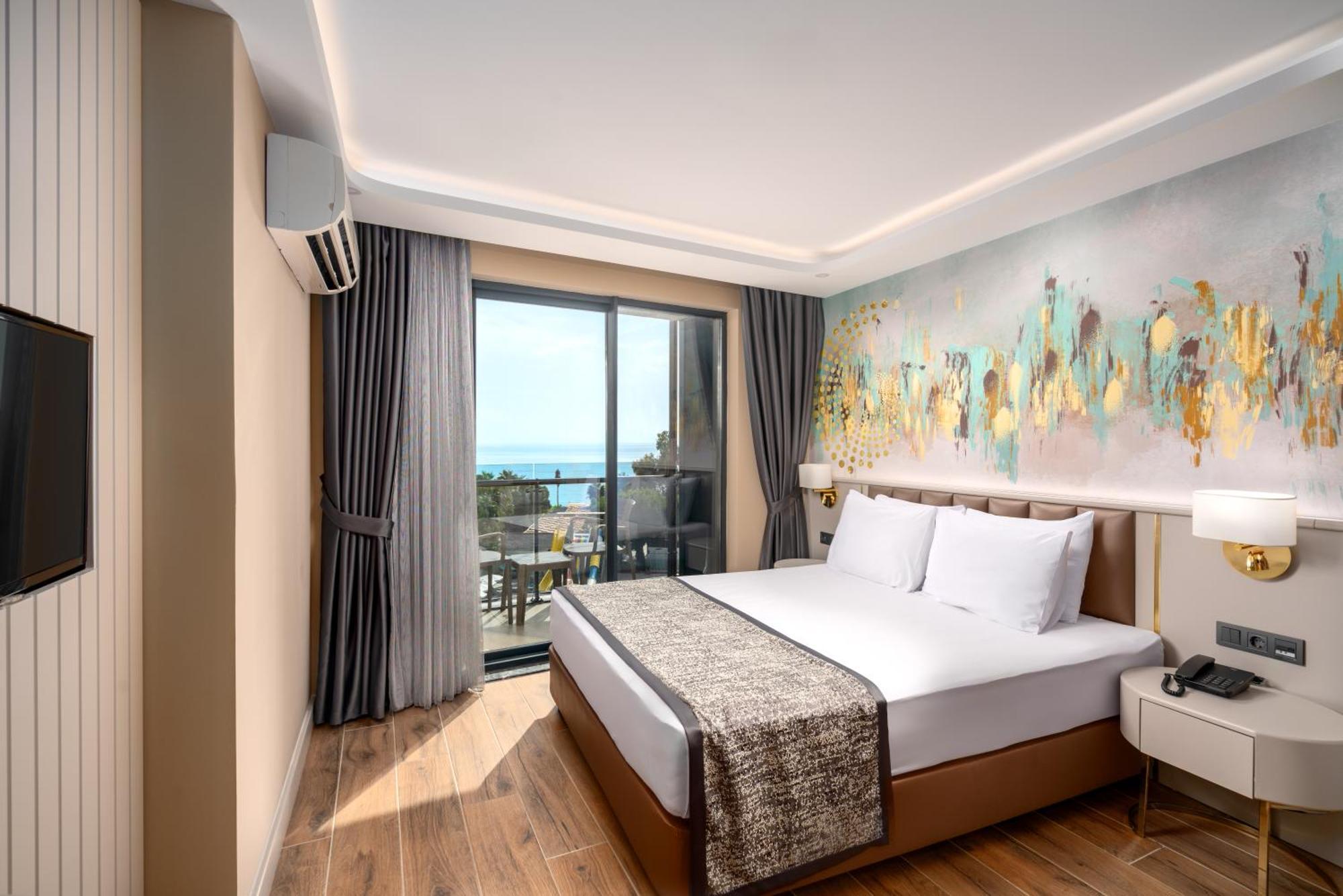 Seaphoria & Hotel 5*