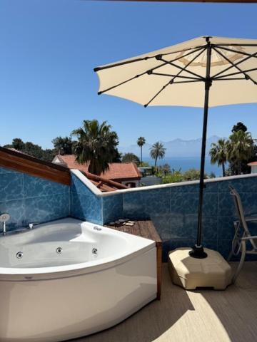 Hotel Mavi & Ani Pansiyon 3*