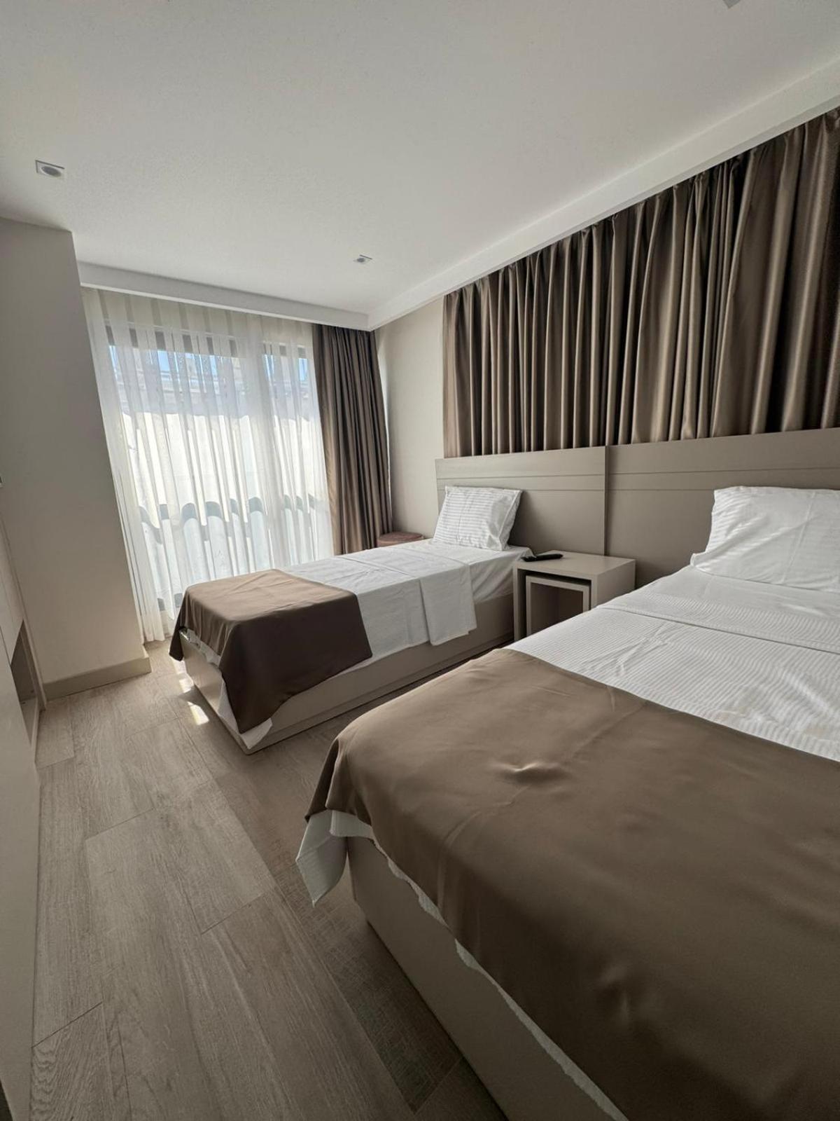 Hotel Mad Lara 3*