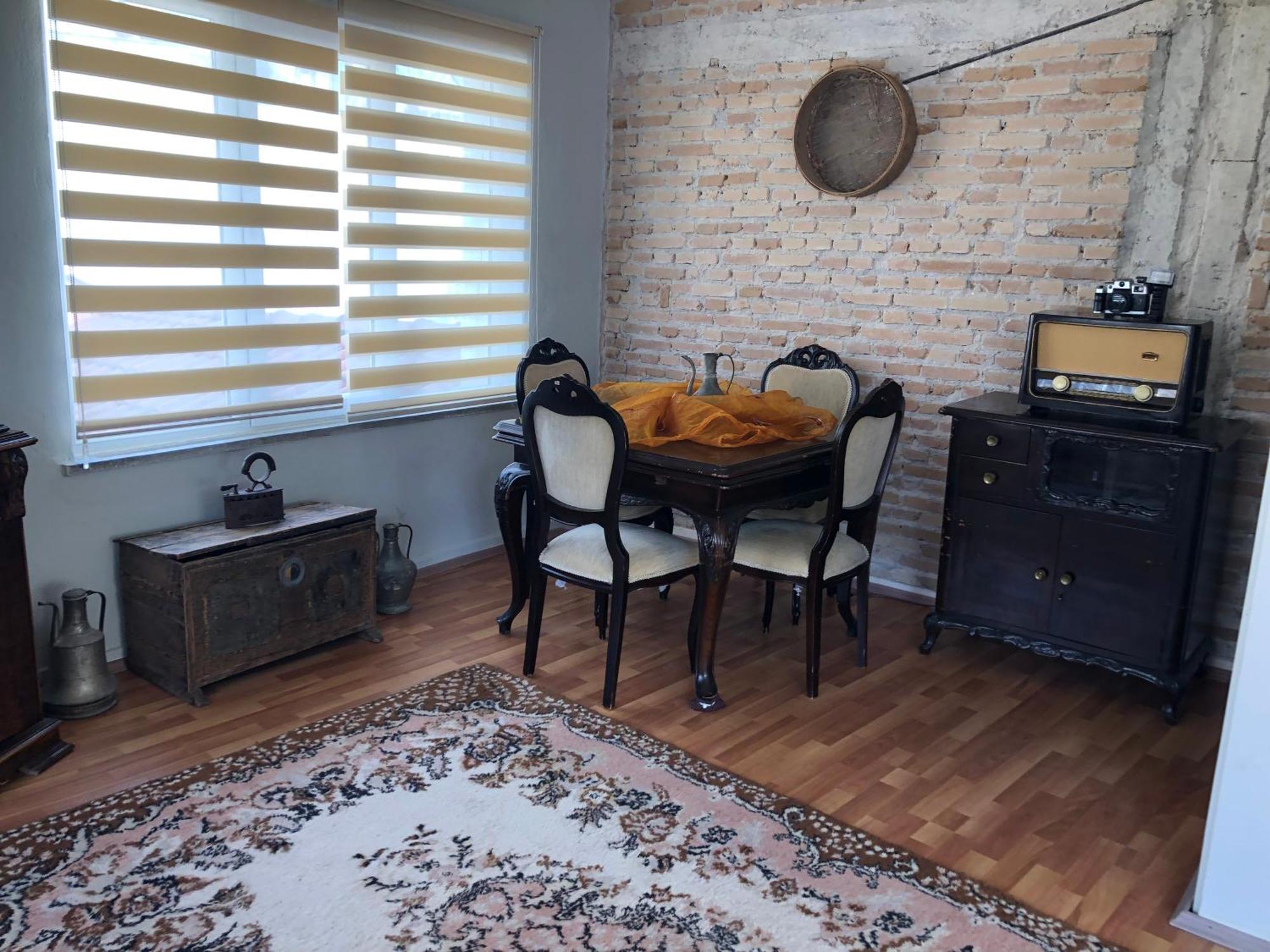 Apartment Kaleici Muhtesem Konum Harika Genis Ev