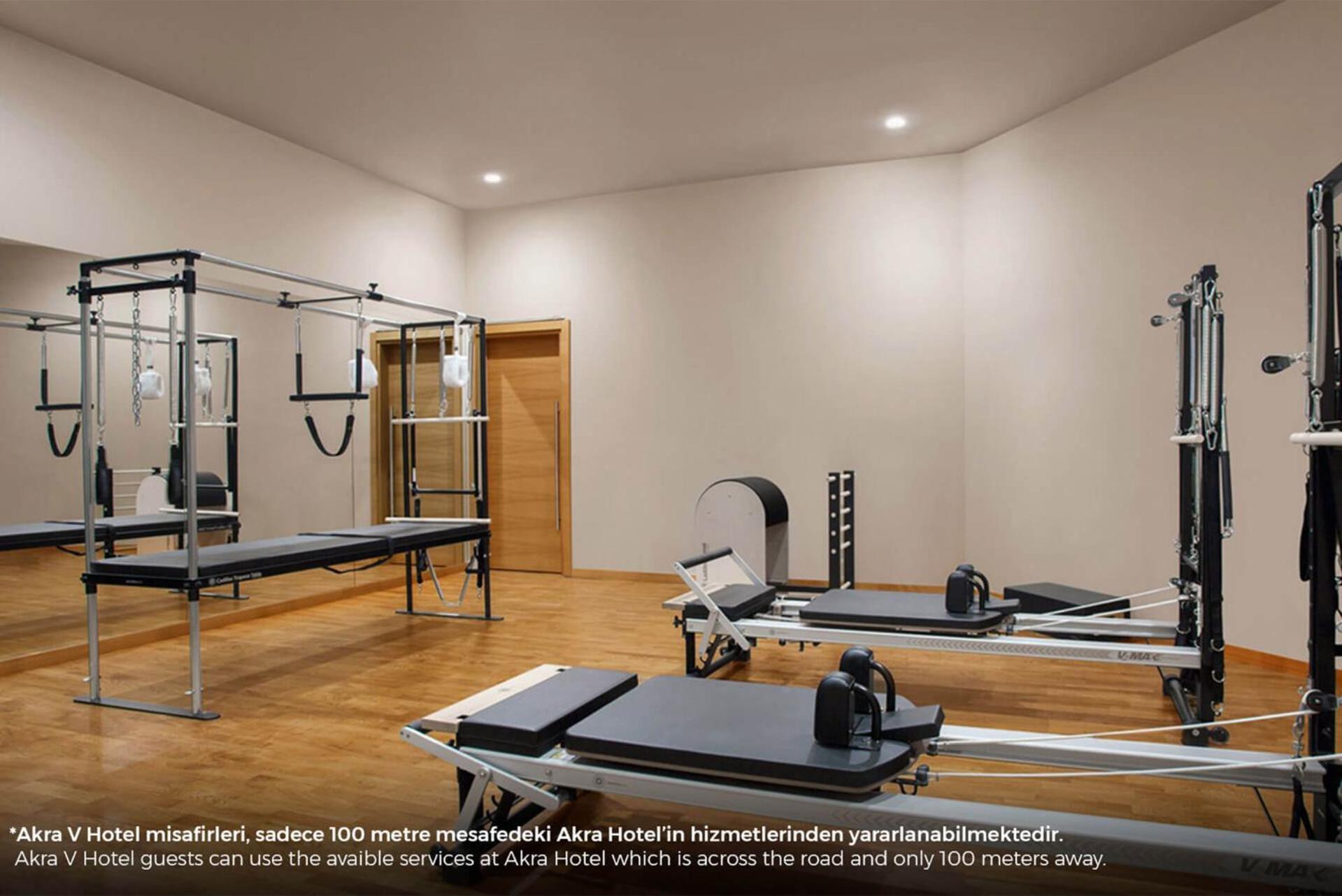 Akra V - Access To Akra Hotel 4*