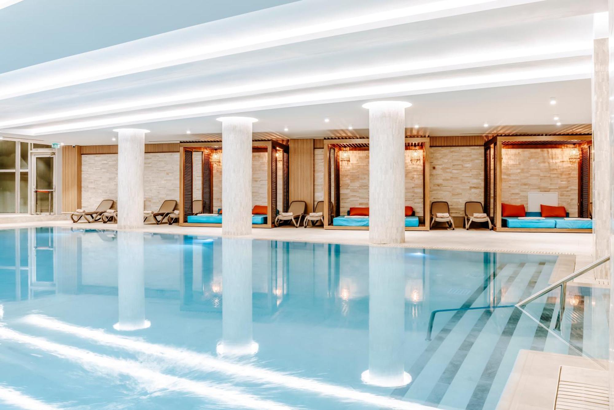 Concorde De Luxe Lara Resort 5*