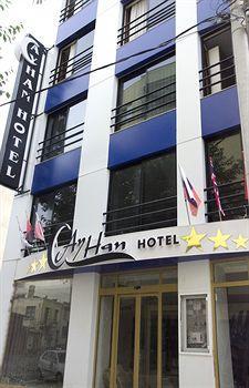 Ayhan Hotel 3*