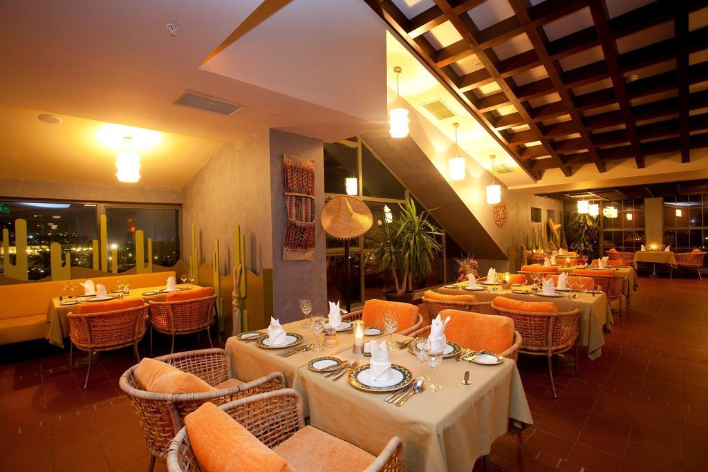 Resort Limak Lara Deluxe & Antalya