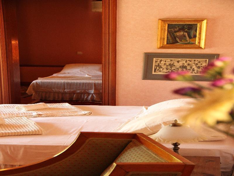 Hotel Delight Deluxe Kaucuk (adults Only) 3*