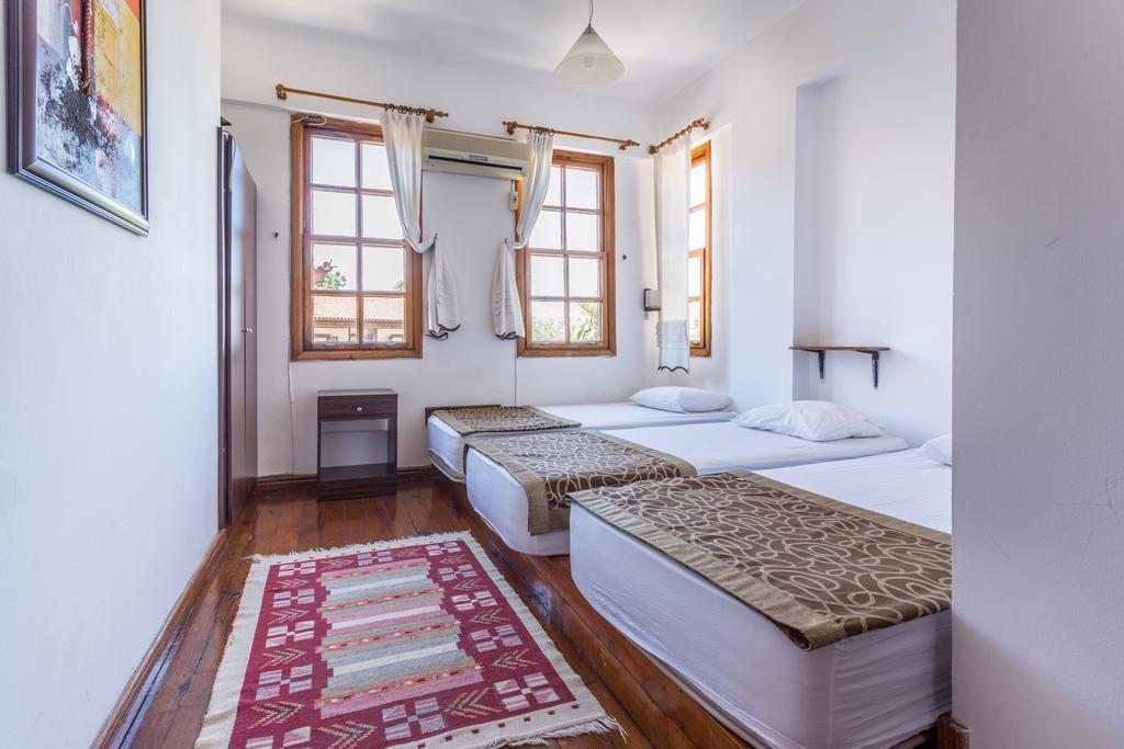 Hotel Mavi & Ani Pansiyon 3*