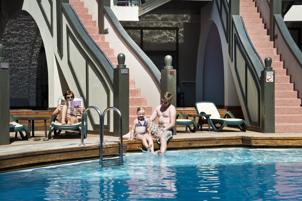 Limak Lara Deluxe & Antalya