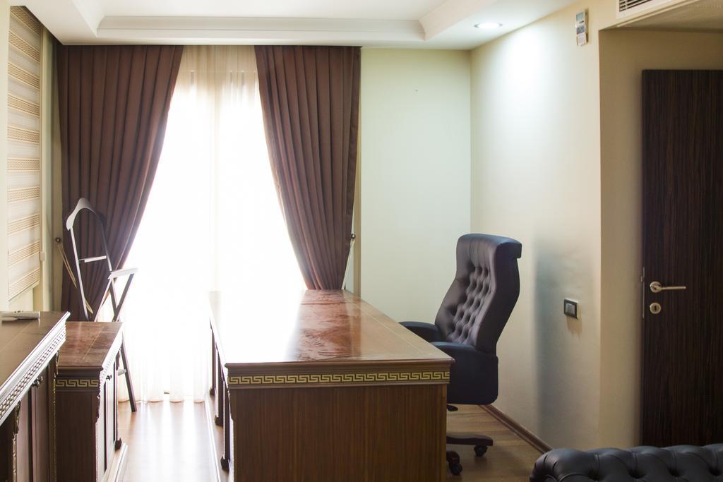 Villa Mondial Villas *