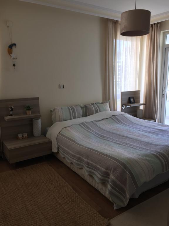 Demet Apartment *