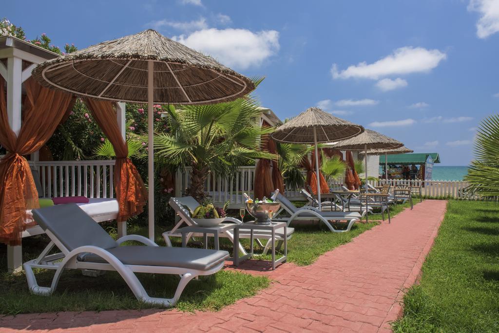 Delphin Palace Resort 5*