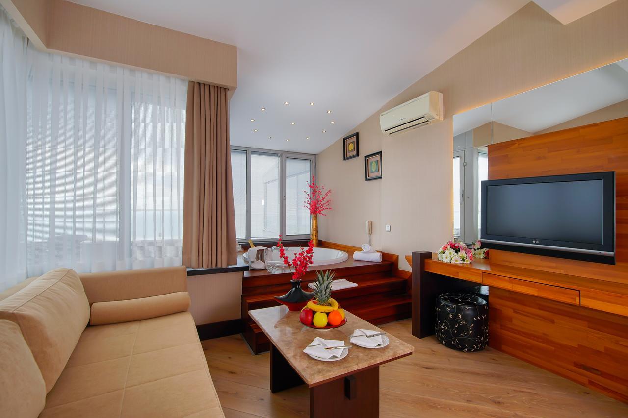 Resort Limak Lara Deluxe & Antalya