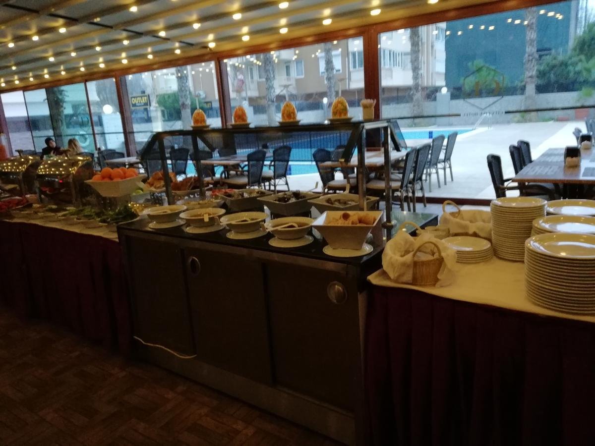 Hotel Live 4*