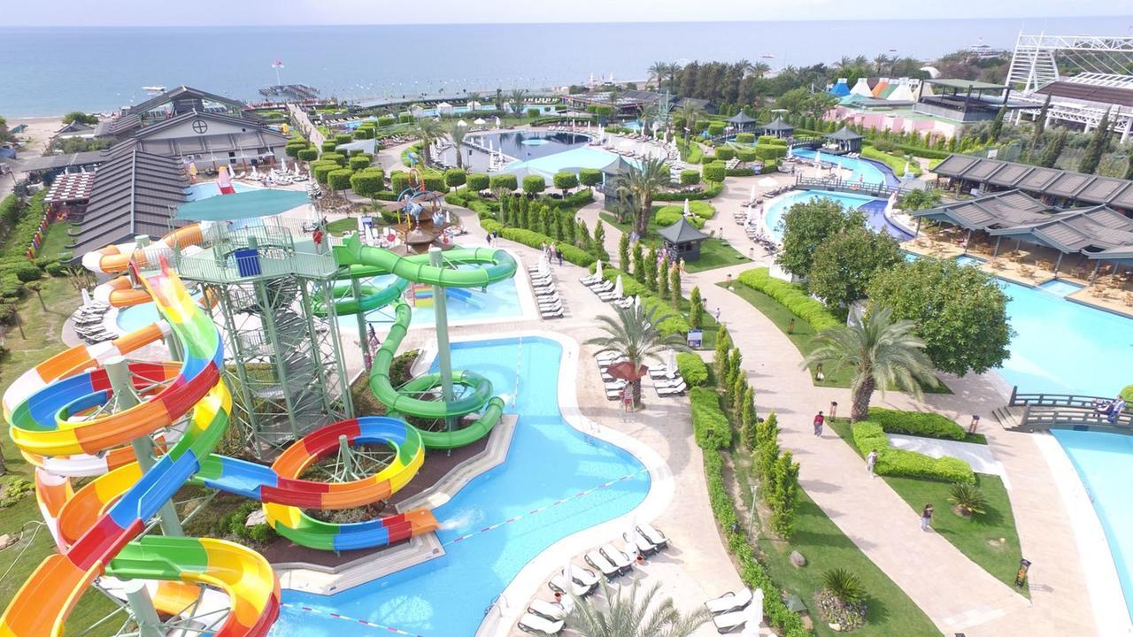 Limak Lara Deluxe & Antalya