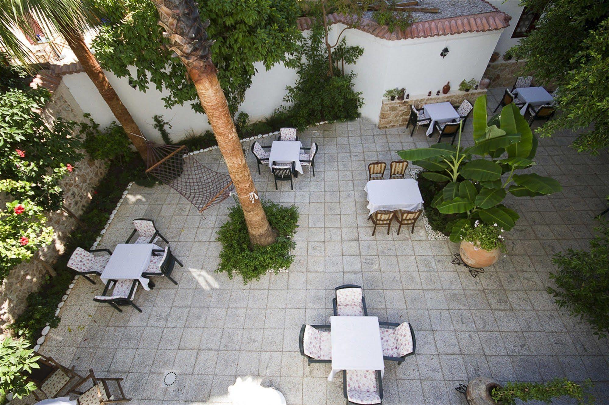 Hotel White Garden Hotel-adult Only