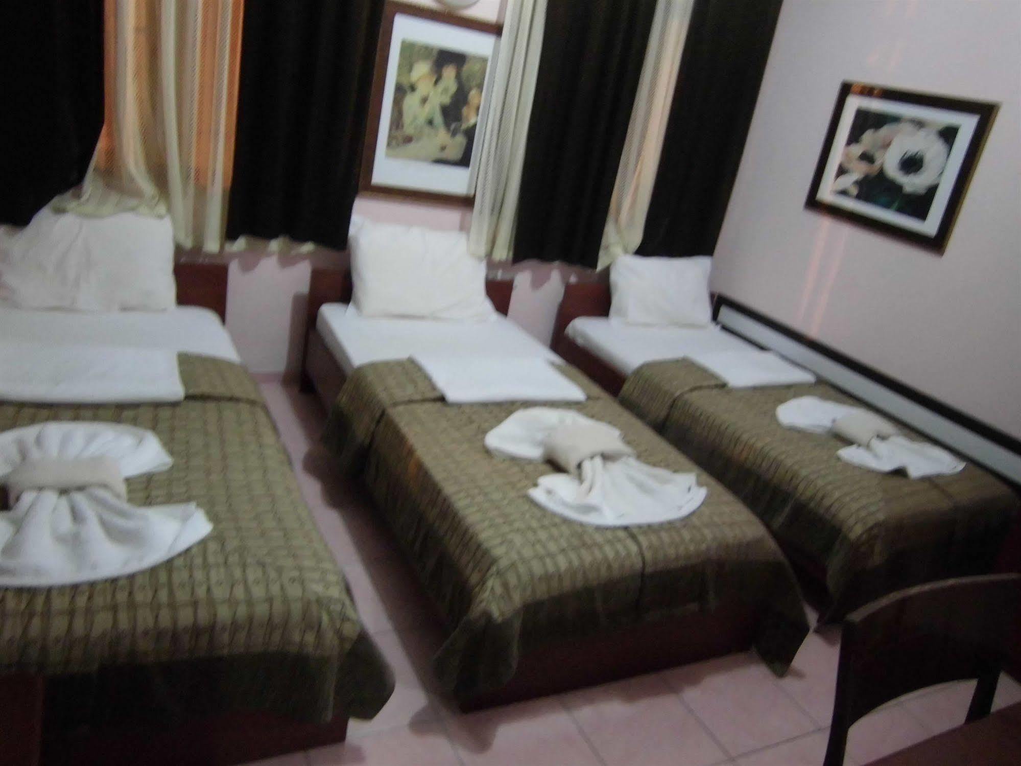 Cinar Hotel 2*