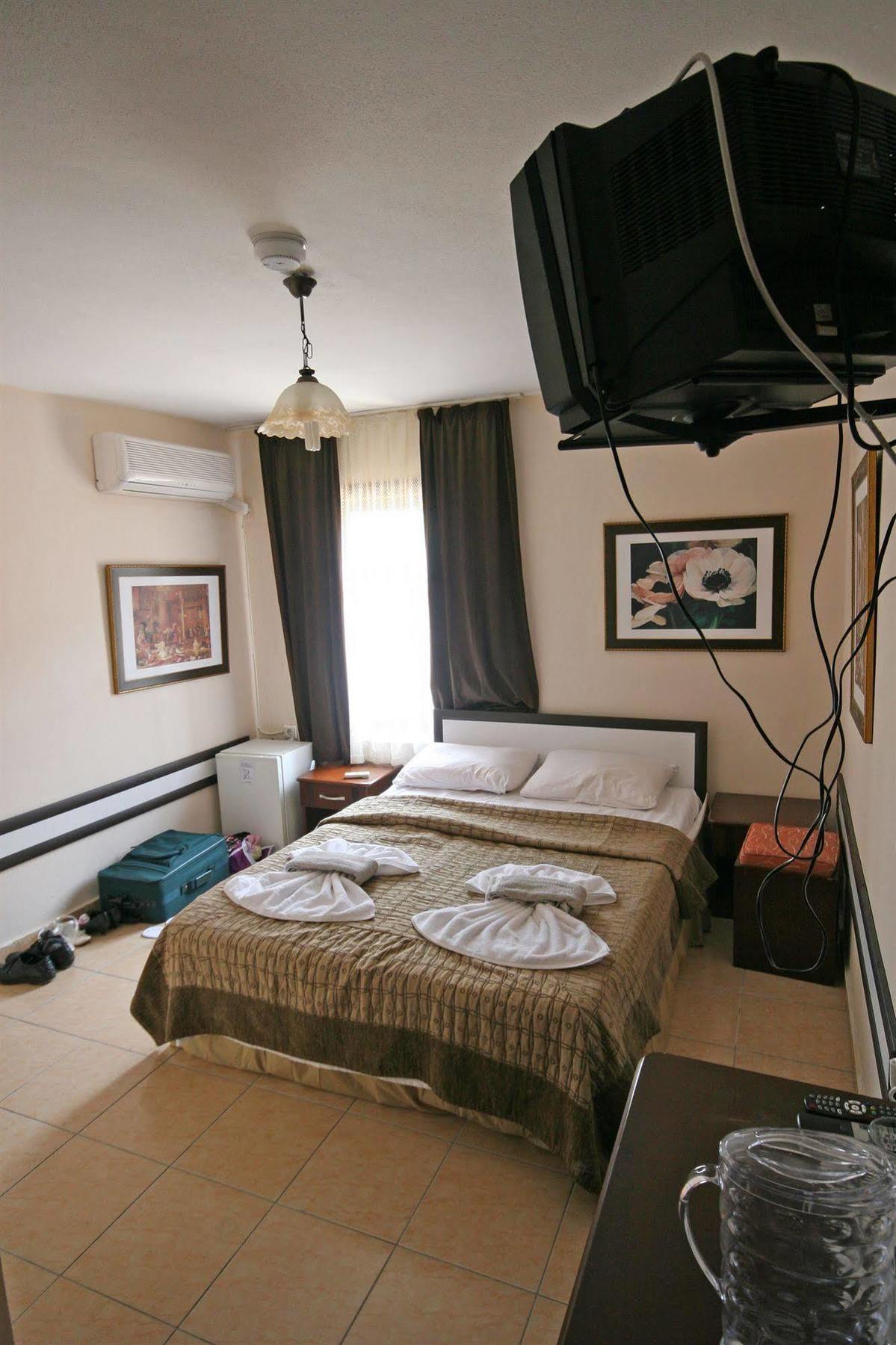 Cinar Hotel 2*