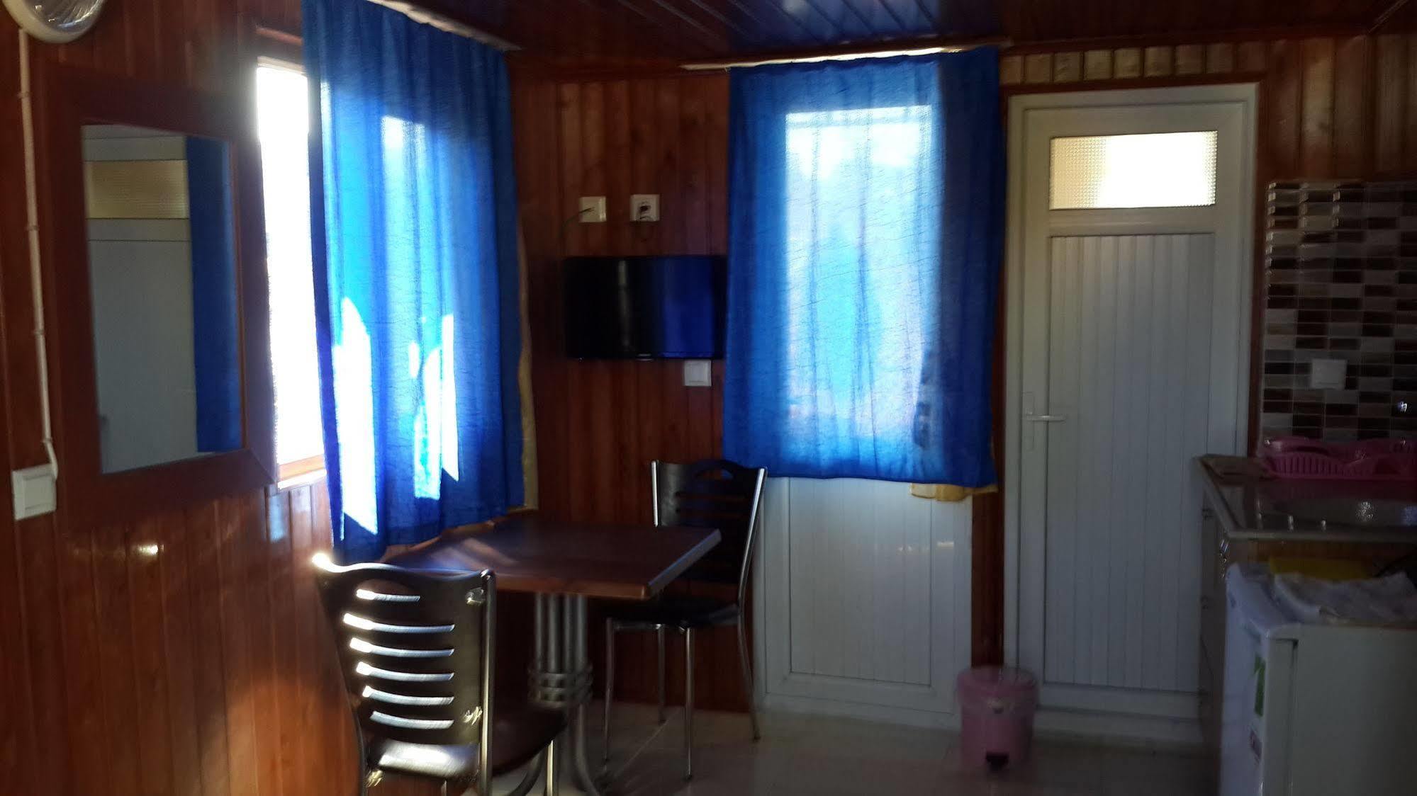 Camel Apartment Aparthotel