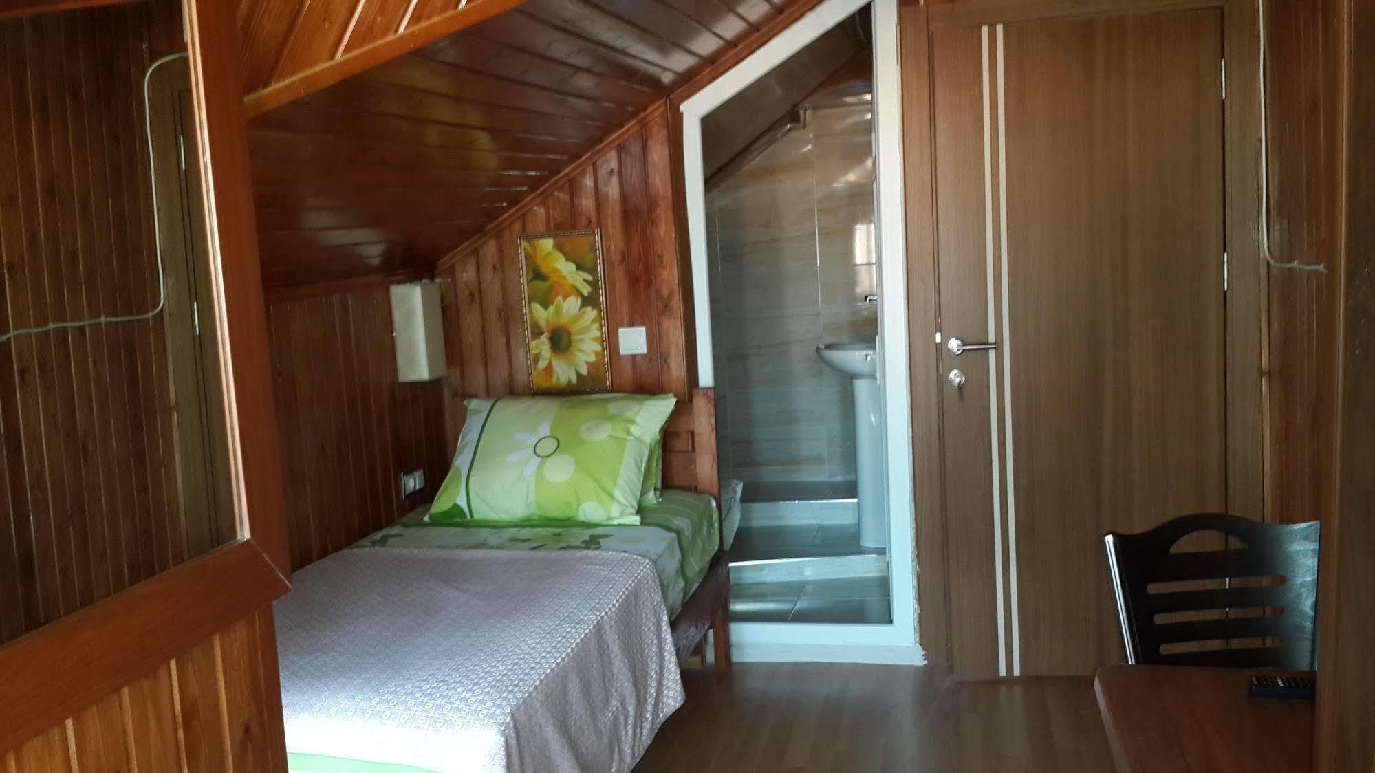 Camel Apartment 3* Antalya
