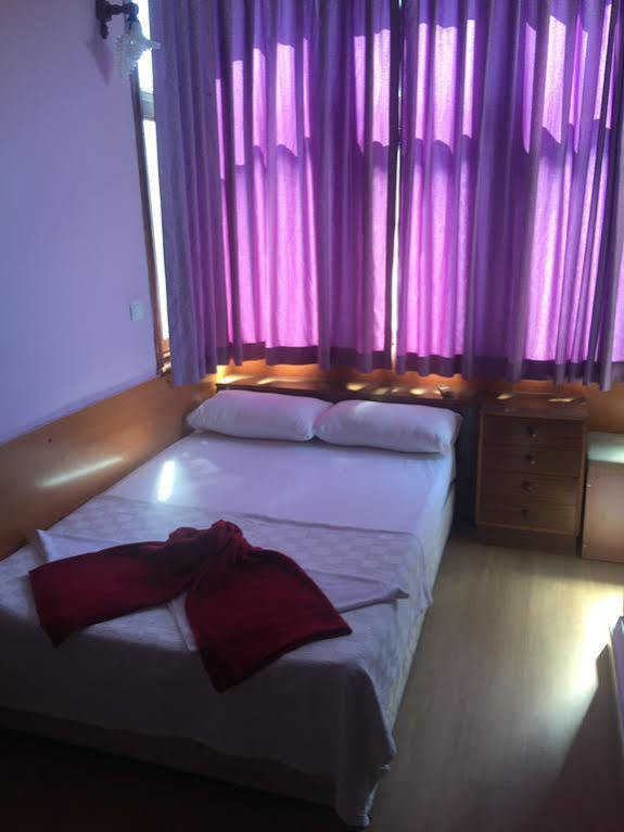 Hotel Held 2*