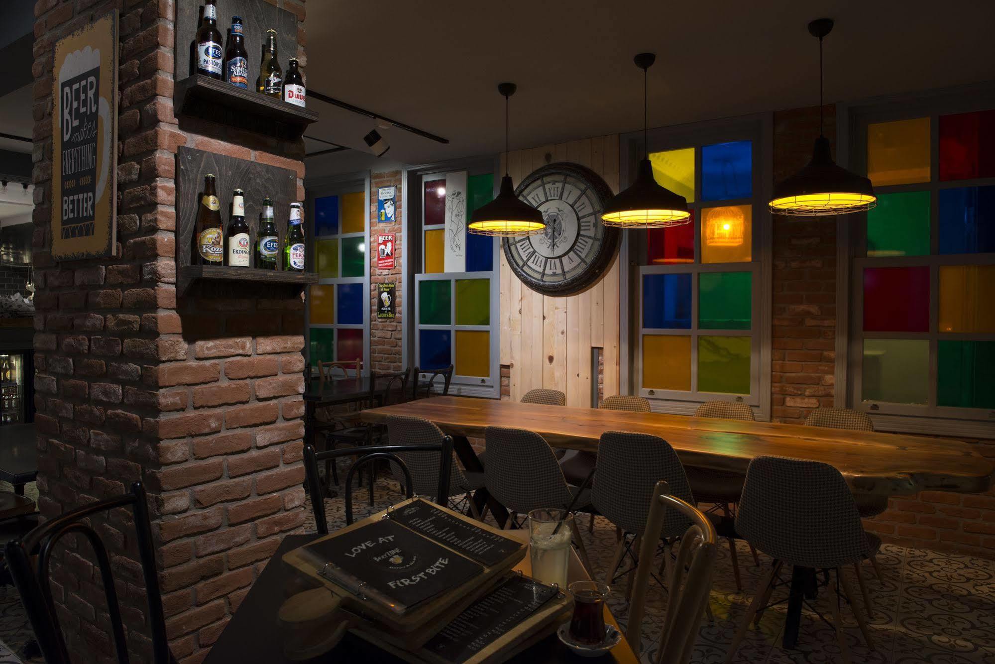 Luna Boutique Hotel 2*