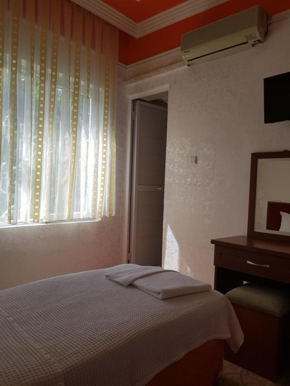 Hotel Paradise Kaleici 2*