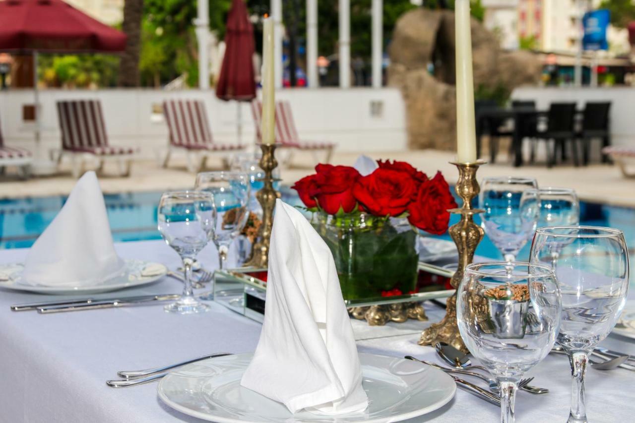 Hotel Lara Park 3*