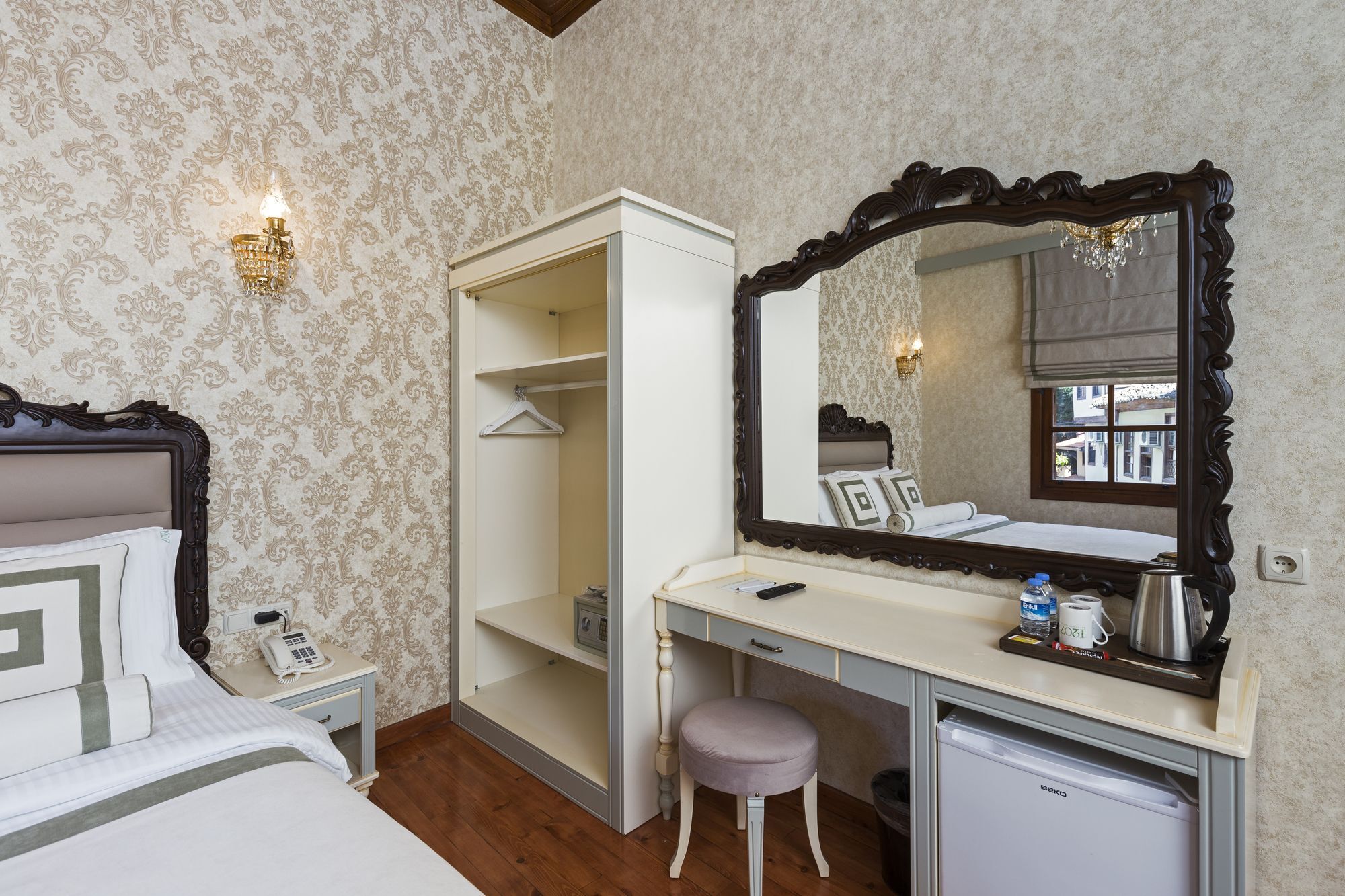 Otel 1207 Special Class
