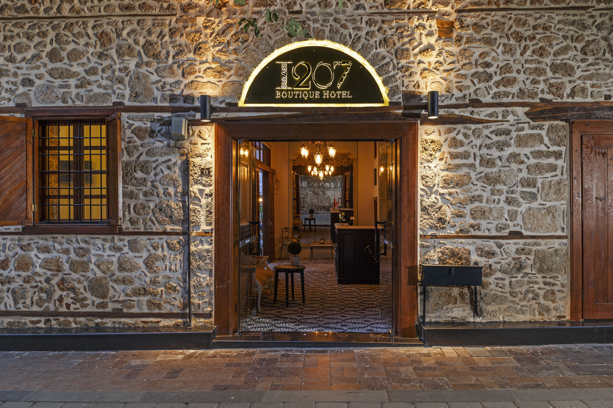 1207 Special Class Otel 3*